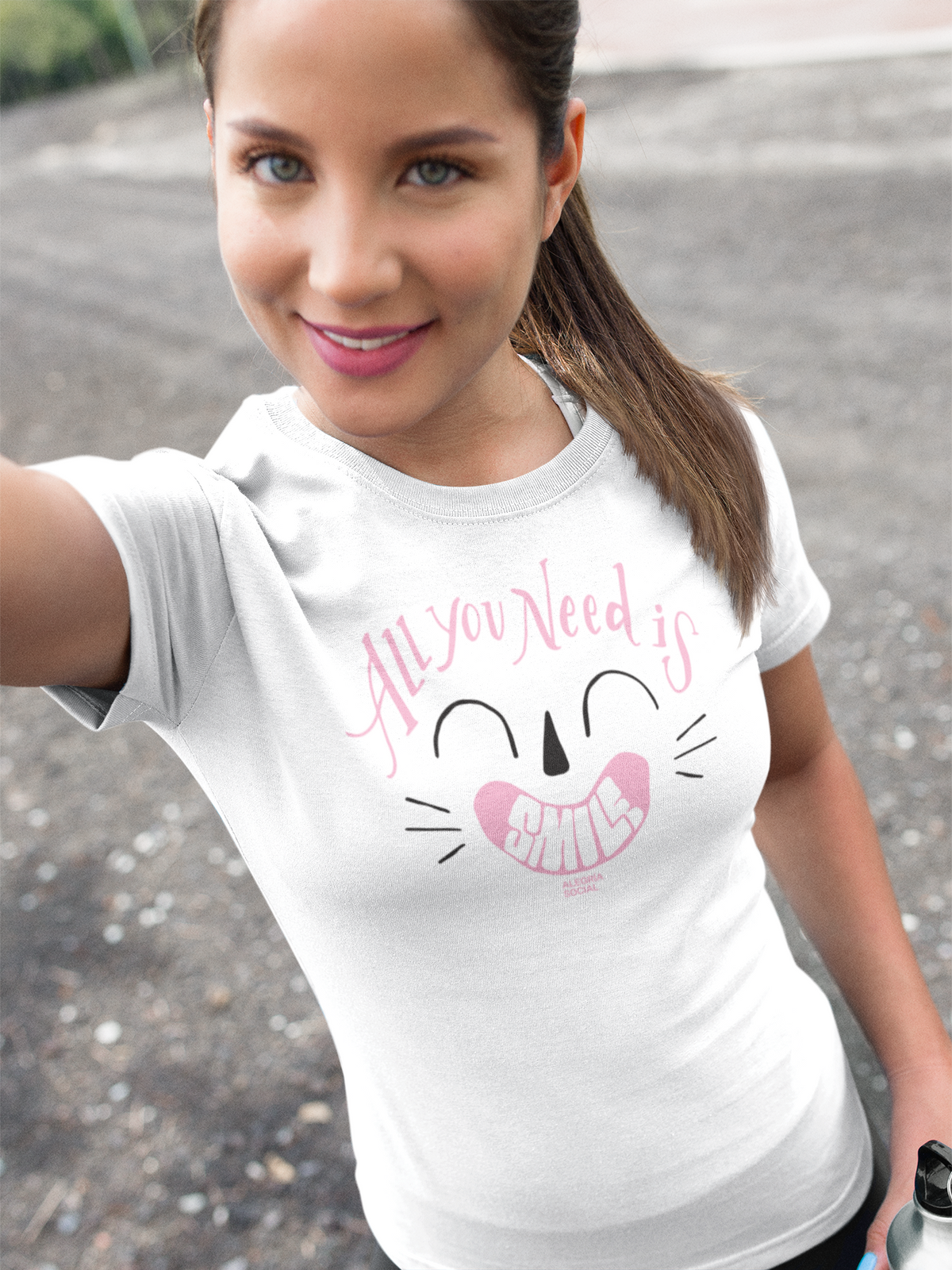 Polera Mujer All you need is Smail