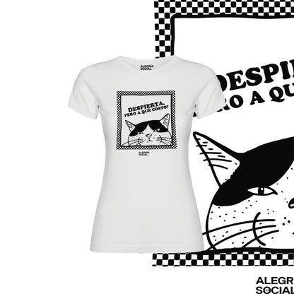 Polera Mujer Despierta pero a que costo