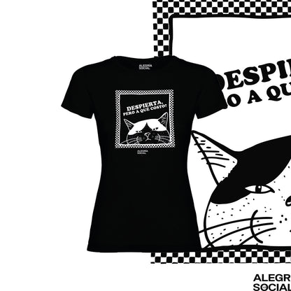 Polera Mujer Despierta pero a que costo