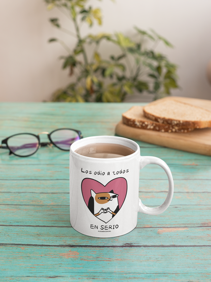 Taza Los odio a todos