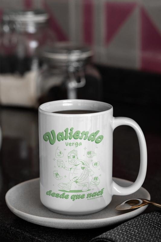 Taza valiendo verga