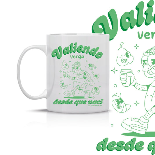 Taza valiendo verga